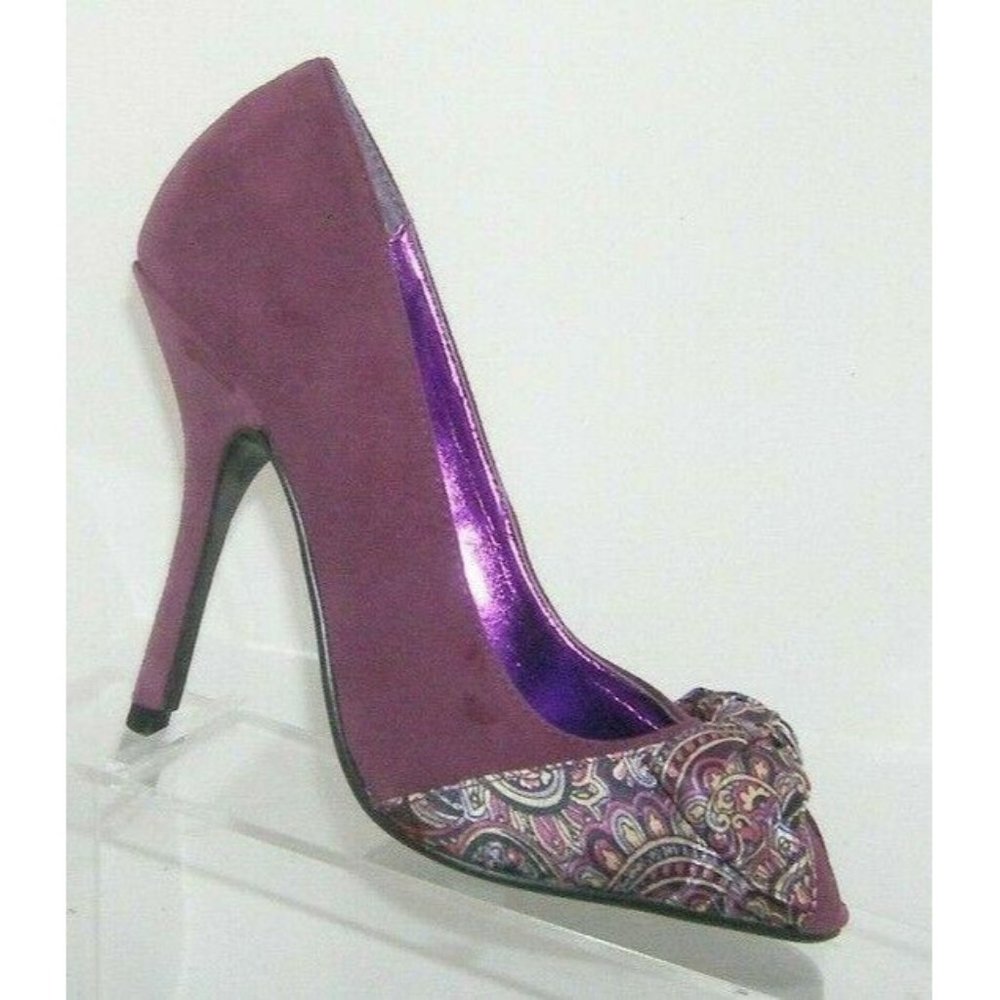 Bakers Tana purple peep toe bow floral heels 5B